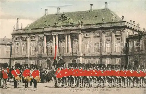 AK / Ansichtskarte Kobenhavn Amalienborg Parade Kobenhavn