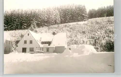 AK / Ansichtskarte Bad_Berleburg Gaestehaus Pension am Waldrand Winterlandschaft Bad_Berleburg