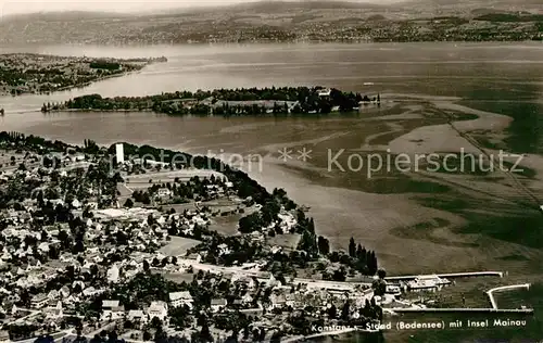 AK / Ansichtskarte Konstanz_Bodensee Fliegeraufnahme Insel Mainau Konstanz_Bodensee