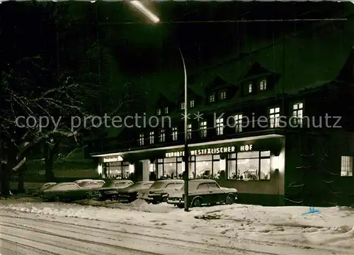 AK / Ansichtskarte Bad_Berleburg Kurhotel Westfaelischer Hof im Winter Nachtaufnahme Bad_Berleburg