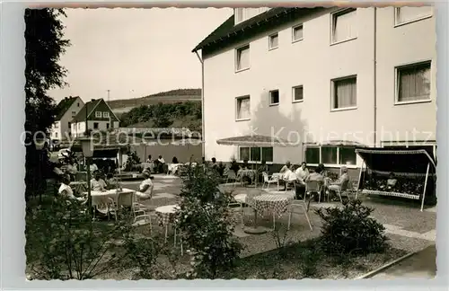 AK / Ansichtskarte Bad_Berleburg Kurhotel Westfaelischer Hof Gartenterrasse Bad_Berleburg