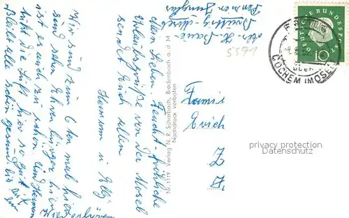 AK / Ansichtskarte Bruttig_Mosel Panorama Moseltal Weinberge Weinprinzessin Fachwerkhaeuser Gedenkstein Bruttig Mosel