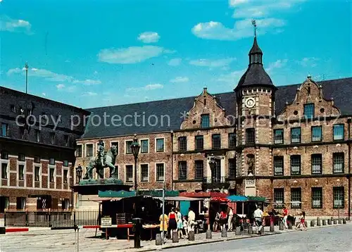 AK / Ansichtskarte Denkmal Jan Wellem Denkmal Duesseldorf Altes Rathaus Denkmal