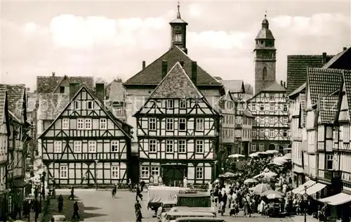 AK / Ansichtskarte Eschwege Marktplatz altes Rathaus Eschwege