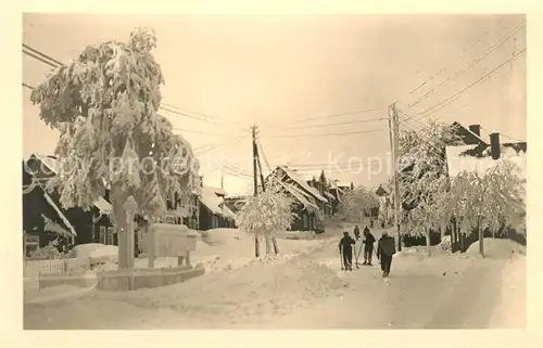 AK / Ansichtskarte Frauenwald_Thueringen Winterlandschaft Langlaeufer Frauenwald Thueringen