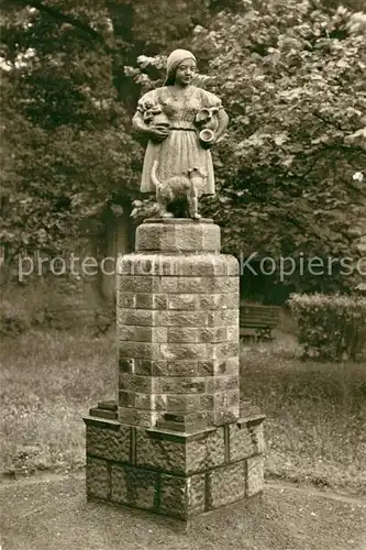 AK / Ansichtskarte Frohburg Denkmal Toepfermaedchen Frohburg