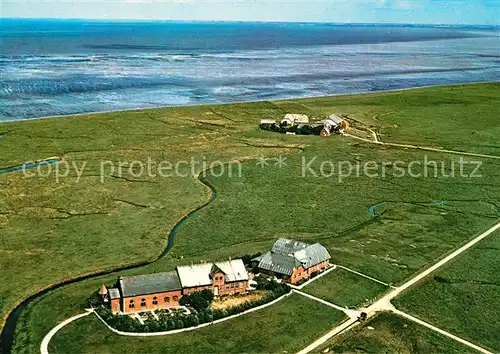 AK / Ansichtskarte Hallig_Langeness Fliegeraufnahme Kirchwarf Hallig_Langeness