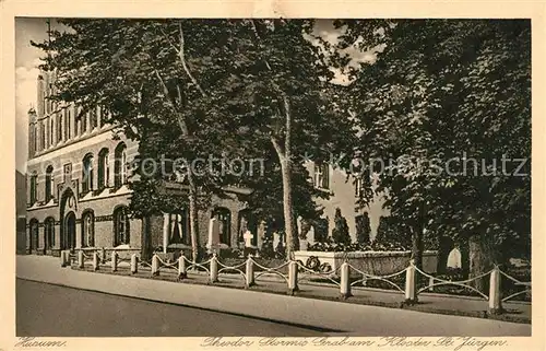 AK / Ansichtskarte Husum_Butjadingen Theodor Storm Grab Kloster Juergen Husum Butjadingen