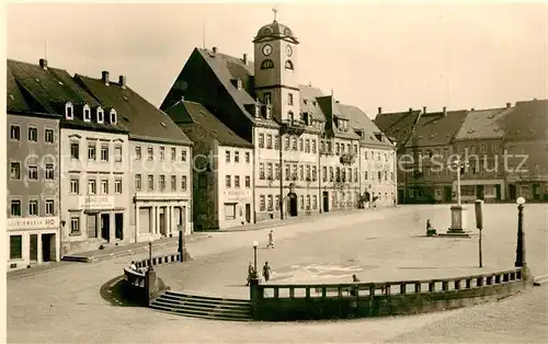 AK / Ansichtskarte Leisnig Marktplatz Rathaus Leisnig