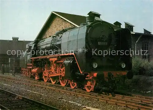 AK / Ansichtskarte Lokomotive Schnellzuglokomotive 01 111 Berliner Masch Bau AG  