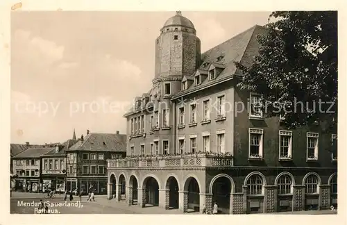 AK / Ansichtskarte Menden_Sauerland Rathaus Menden_Sauerland