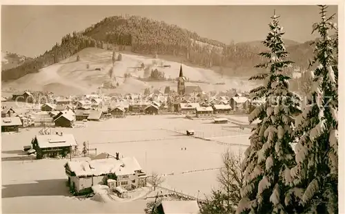 AK / Ansichtskarte Oberstaufen Winterpanorama mit Staufen Oberstaufen