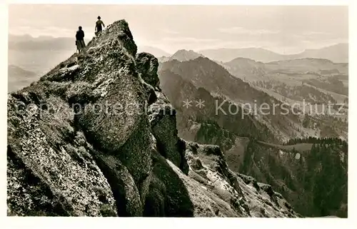 AK / Ansichtskarte Oberstaufen Hochgrat Abstieg zum Staufner Haus mit Nagelfluhkette Oberstaufen