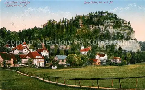AK / Ansichtskarte Oybin Ortsansicht mit Kirche Berg Oybin Oybin