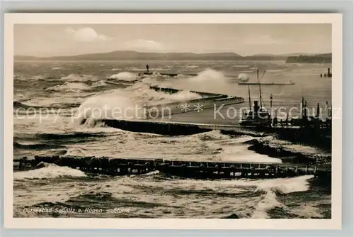 AK / Ansichtskarte Sassnitz_Ostseebad_Ruegen bei Sturm Fliegeraufnahme Sassnitz_Ostseebad_Ruegen