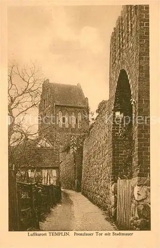 Templin Prenzlauer Tor mit Stadtmauer Templin