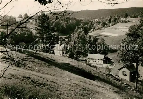 AK / Ansichtskarte Lueckendorf Teilansicht mit Kirche Kurort Zittauer Gebirge Handabzug Lueckendorf