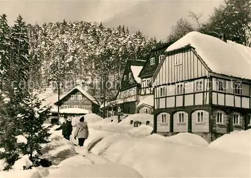 AK / Ansichtskarte Oybin Hauptstrasse im Winter Zittauer Gebirge Oybin