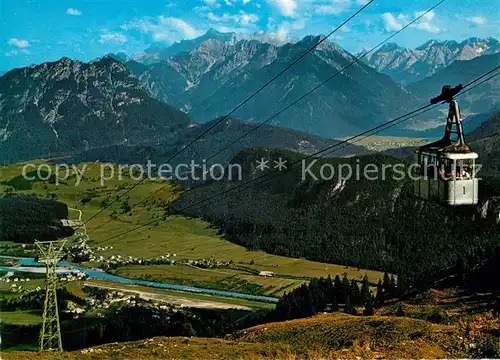 AK / Ansichtskarte Reutte_Tirol Reuttener Bergbahn mit Zugspitze und Mieminger Hochgebirge Reutte Tirol