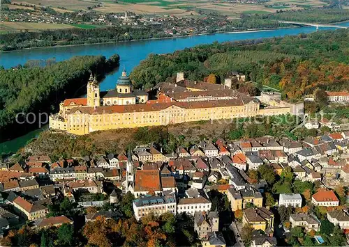 AK / Ansichtskarte Melk_Donau Stift Fliegeraufnahme Melk_Donau