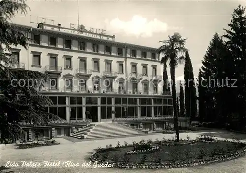 AK / Ansichtskarte Riva_del_Garda Lido Palace Hotel Riva_del_Garda