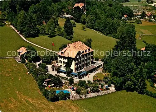 AK / Ansichtskarte Wilderswil Hotel Berghof Fliegeraufnahme Wilderswil