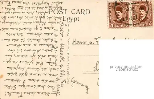 AK / Ansichtskarte Cairo_Egypt Mamelouk Tombs through a Gateway Cairo Egypt