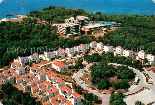 AK / Ansichtskarte Porec Hotel i Apartmani Pical Fliegeraufnahme Porec
