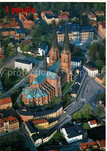 AK / Ansichtskarte Uppsala Domkyrka Kathedrale Fliegeraufnahme Uppsala