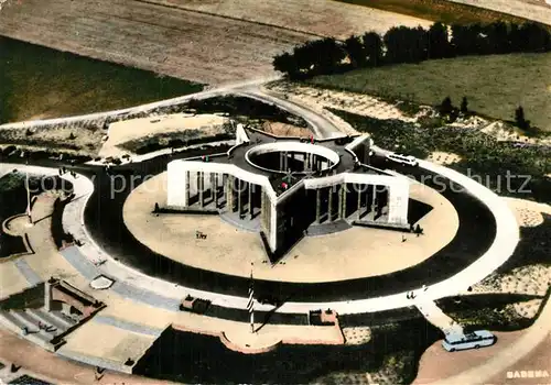 AK / Ansichtskarte Bastogne Le Mardasson Memorial de la Bataille du Saillant Bastogne