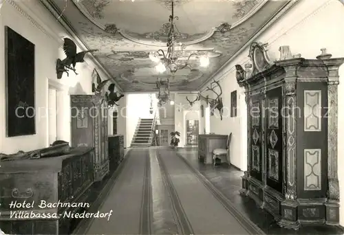 AK / Ansichtskarte Niederdorf_Villabassa Hotel Bachmann Treppenhaus Gang Alte Moebel Niederdorf_Villabassa