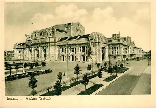 AK / Ansichtskarte Milano Stazione Centrale Hauptbahnhof Milano