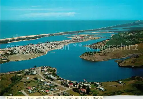 AK / Ansichtskarte Lakes_Entrance Aerial view of town with North Arm in foreground 