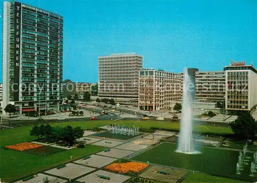 AK / Ansichtskarte Berlin Ernst Reuter Platz Fontaene Hochhaeuser Berlin