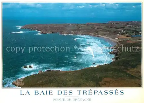 AK / Ansichtskarte Pointe_du_Raz La Baie des Trepasses vue aerienne Pointe_du_Raz