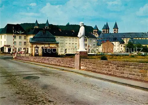 AK / Ansichtskarte Echternach Pont de la Sure Statue de l abbe Johannes Bertels Echternach