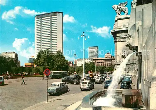 AK / Ansichtskarte Milano Piazza Duca dAosta e Grattacielo Pirelli Milano