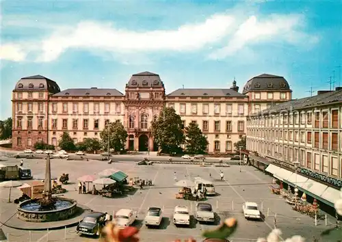 AK / Ansichtskarte Darmstadt Marktplatz Brunnen Schloss Darmstadt