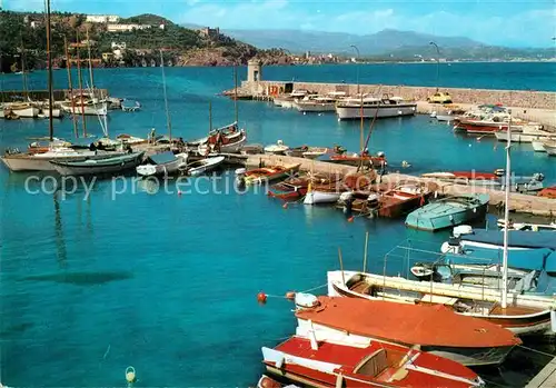 AK / Ansichtskarte Theoule sur Mer Le Port Bateaux Theoule sur Mer