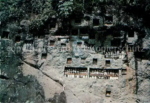 AK / Ansichtskarte Sulawesi_Indonesien Stone Graves at Lemo Toraja Land Sulawesi_Indonesien