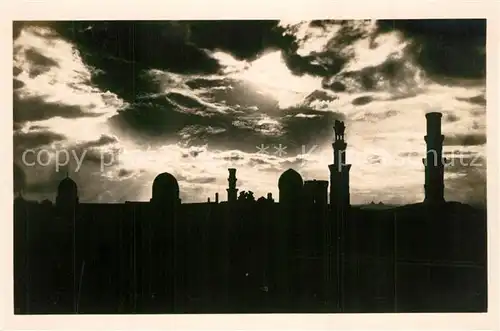 AK / Ansichtskarte Cairo_Egypt Grabstaetten Mamelouks Sonnenuntergang Cairo Egypt