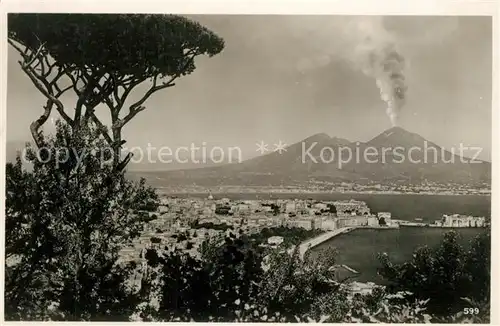 AK / Ansichtskarte Napoli_Neapel Vesuv aktiv Panorama Napoli Neapel