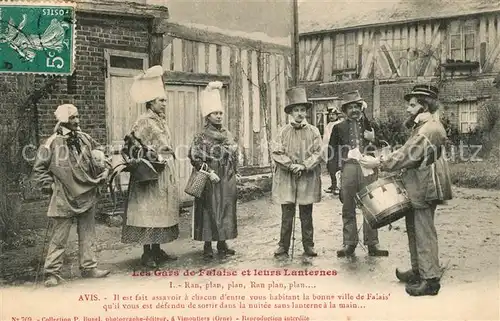 AK / Ansichtskarte Trommler Les Gars de Falaise et leurs Lanternes 