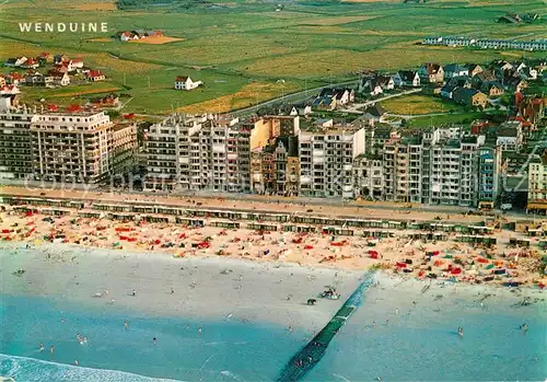 AK / Ansichtskarte Wenduine Strand en Zeedijk Fliegeraufnahme Wenduine