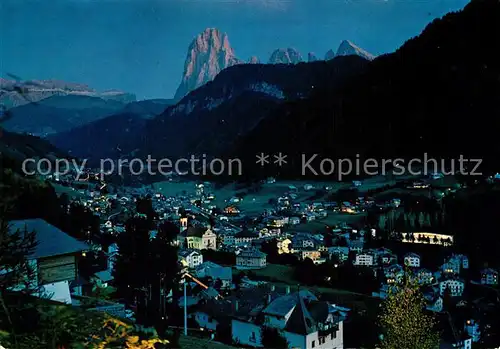 AK / Ansichtskarte St_Ulrich_Groeden_Tirol bei Nacht St_Ulrich_Groeden_Tirol