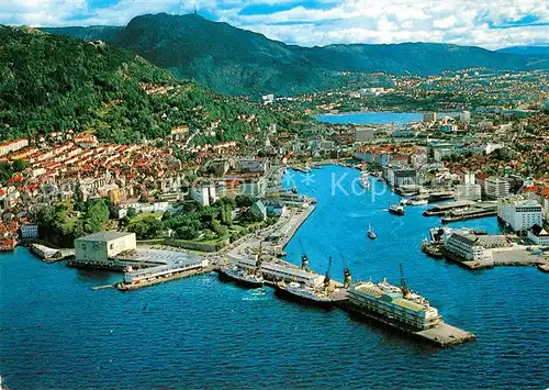 AK / Ansichtskarte Bergen_Norwegen Fliegeraufnahme Hafen Bergen Norwegen