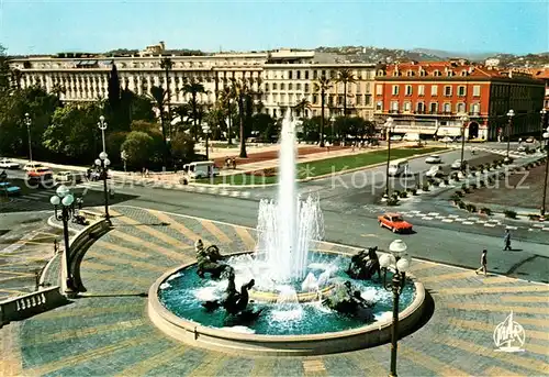 AK / Ansichtskarte Nice_Alpes_Maritimes La Fontaine et la Place Massena Nice_Alpes_Maritimes