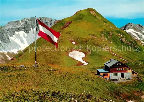 AK / Ansichtskarte Stuttgarterhuette Berghuette mit Ruefispitz und Rauher Kopf Gebirgspanorama Alpen oesterreichische Flagge Stuttgarterhuette