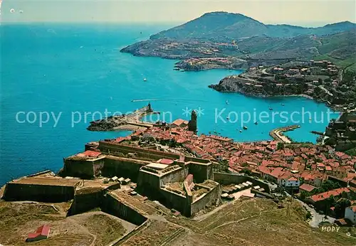 AK / Ansichtskarte Collioure Vue aerienne La Cote Vermeille Collioure