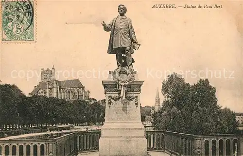 AK / Ansichtskarte Auxerre Statue de Paul Bert Auxerre
